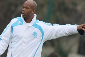 Entraînement de foot avec Sylvain Wiltord