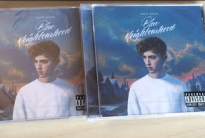 Albums CD "Blue Neighbourg" de Troye Sivan