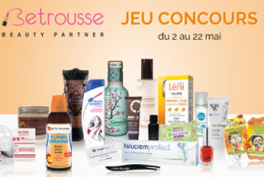 Trousses remplies de produits de beauté