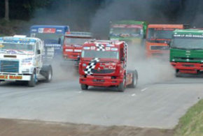 Invitations pour la course Camion Cross