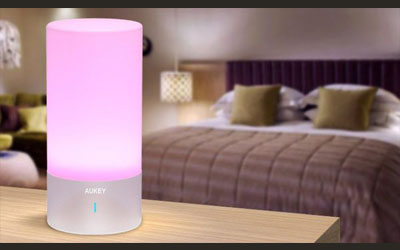 Concours gagnez une lampe de chevet tactile AUKEY LT-T6