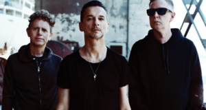 Des albums CD Spirit de Depeche Mode