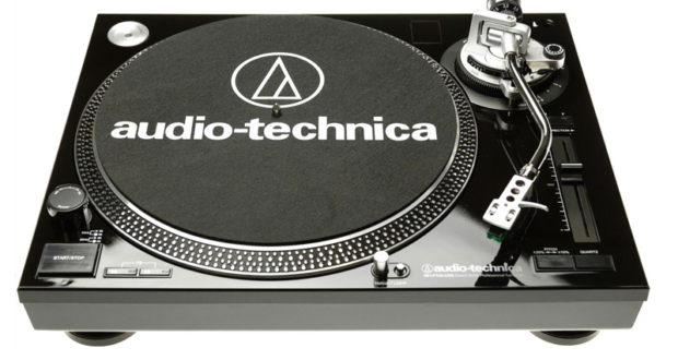 Platine vinyle Technica