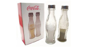 Chaque jour 1 duo salièrepoivrière à l'effigie de Coca‑Cola