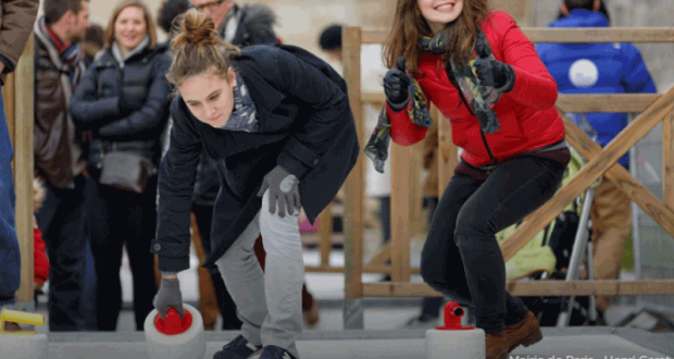 Sports d'hiver et projection de lumière gratuits