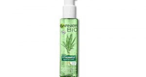 Gel Nettoyant Détoxifiant Garnier Bio