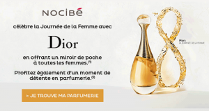 Miroir de poche offert par Dior sur simple visite en boutique