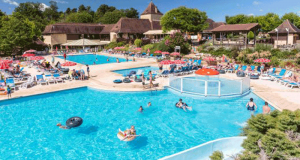 234 séjours Camping Homair pour 6 personnes