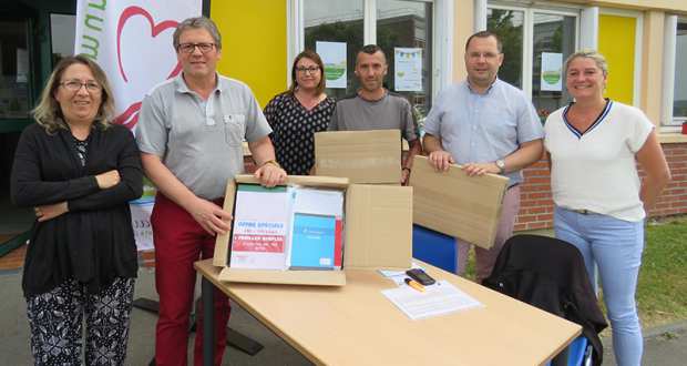 Distribution Gratuite de Kits Scolaires