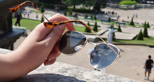 Une paire de lunettes tendance