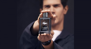 5 parfums L'Homme Lacoste Timeless offerts