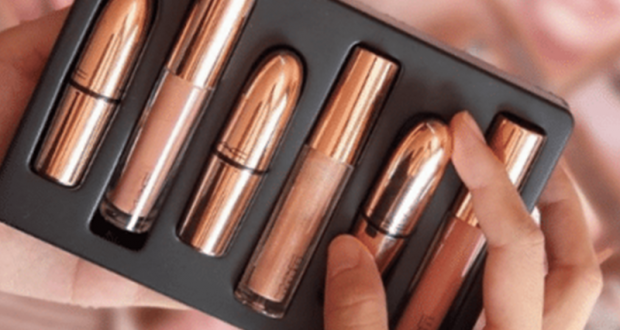 Coffret Summer Kit de MAC offert