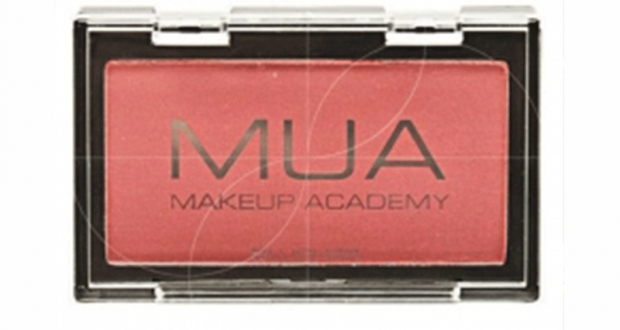 Testez le Fard à joues – MUA Makeup Academy