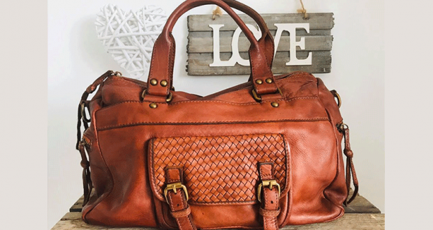 Un sac cuir vintage LILOU camel offert