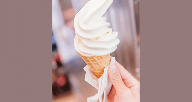 Distribution gratuite de glace à la vanille