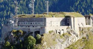 Entrées + visites guidées gratuites du Fort du Télégraphe