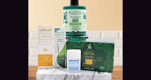 5 box de 5 produits cosmétiques offertes