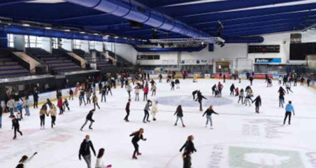 Accès gratuit à la patinoire - Caen