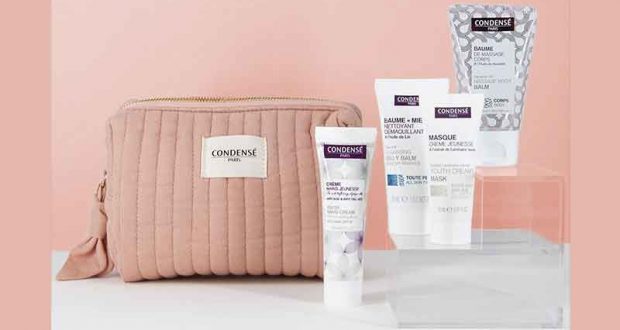 Une trousse avec 4 produits cosmétiques offerte