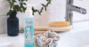 80 Lotion Capillaire Fortifiante et Anti-Chute OMUM à tester