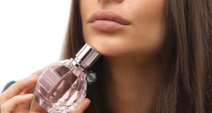 20 flacons d’eau de parfum Flowerbomb à gagner