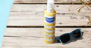 500 spray solaire de Mustela à tester