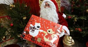 Distribution de cadeaux par le Père Noël
