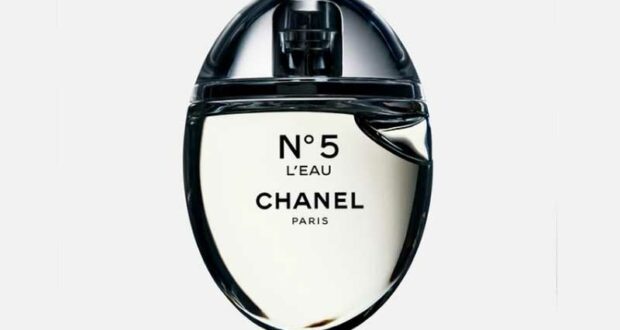 Échantillons du nouveau parfum N°5 de CHANEL en édition limitée