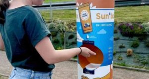 Distribution gratuite de crème solaire