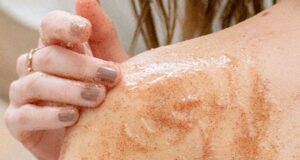 60 Gommage exfoliant douceur de Léa Nature à tester