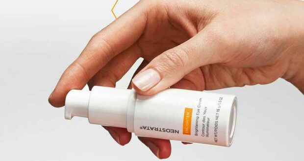 30 Contours des Yeux Illuminateur NEOSTRATA à tester