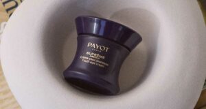 100 Crème Yeux Jeunesse Suprême Absolu Payot Paris à tester